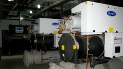 压缩机养护现场